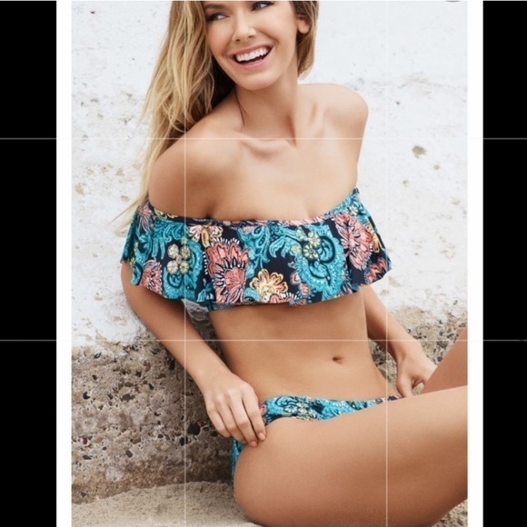 NWT Splendid Farmhouse Floral Swimwear Top - Picture 4 of 16